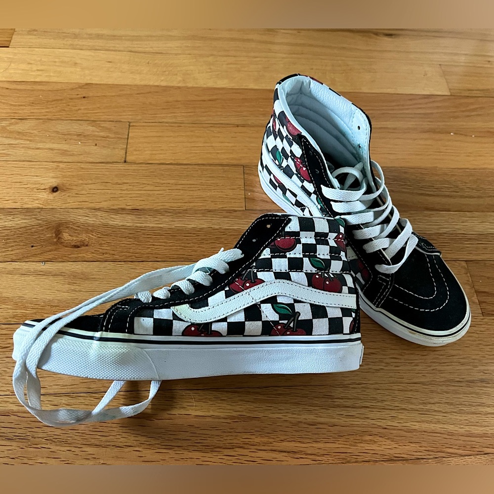 Cherry Checkerboard Skate-Hi Vans